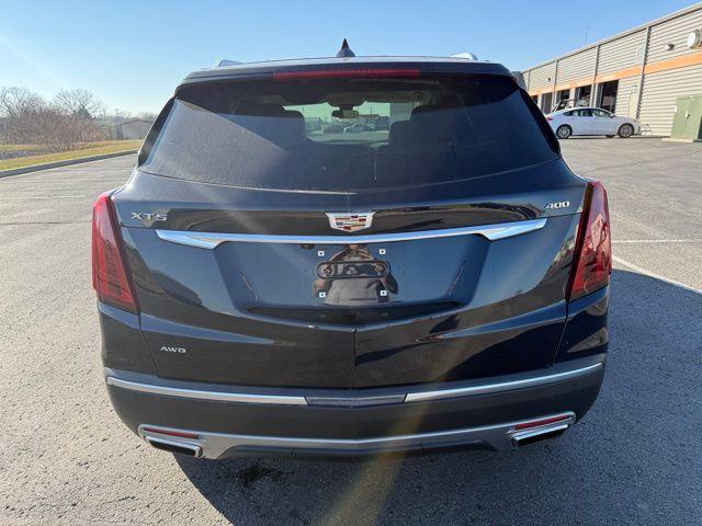 used 2022 Cadillac XT5 car, priced at $33,000