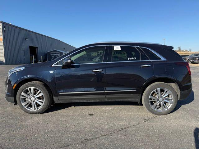used 2022 Cadillac XT5 car, priced at $33,000
