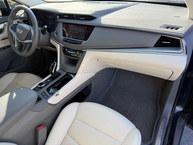 used 2022 Cadillac XT5 car, priced at $33,000