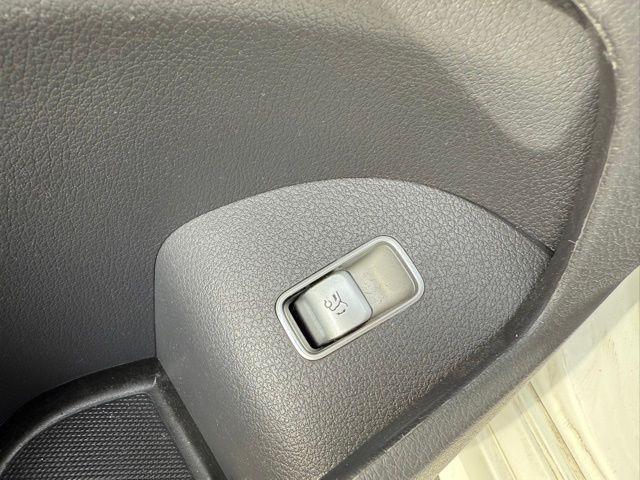 used 2020 Mercedes-Benz GLE 450 car, priced at $33,900