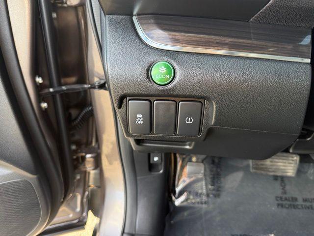 used 2016 Honda CR-V car, priced at $13,979