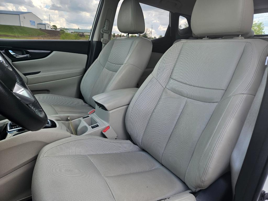 used 2021 Nissan Rogue Sport car, priced at $24,550