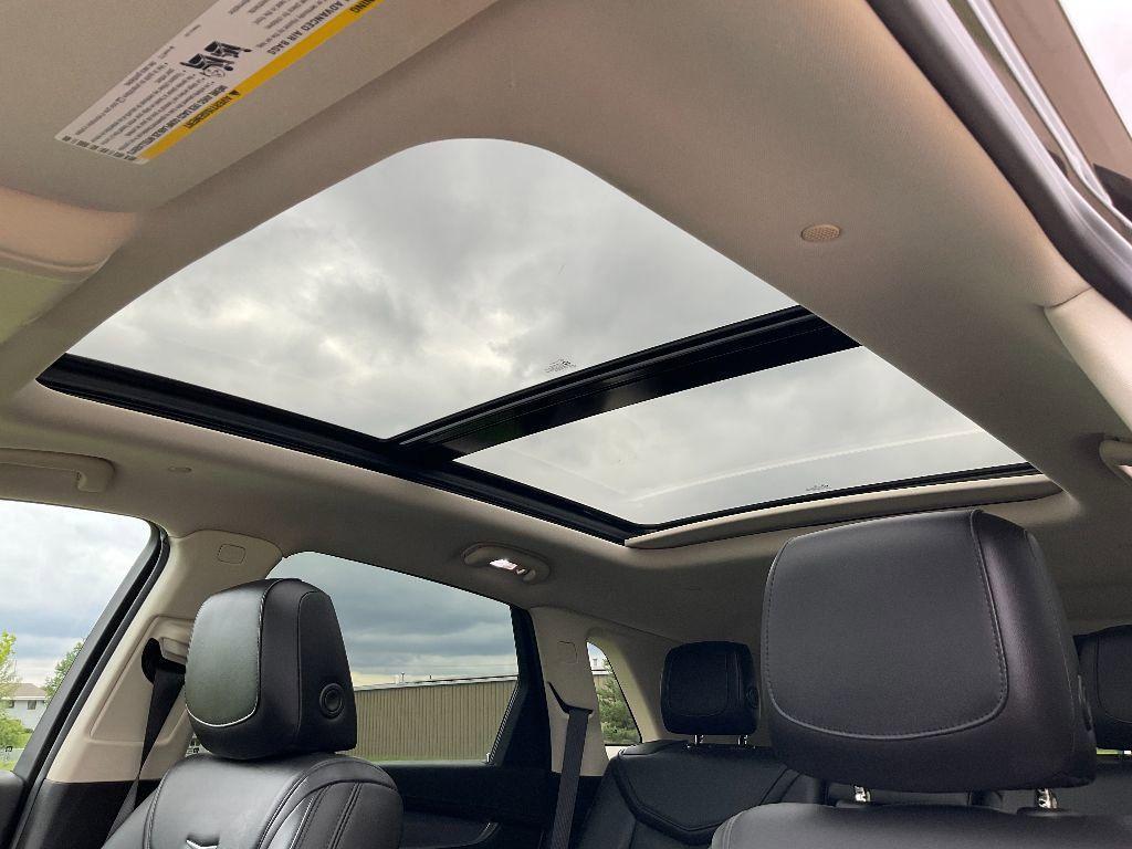 used 2017 Cadillac XT5 car, priced at $18,000