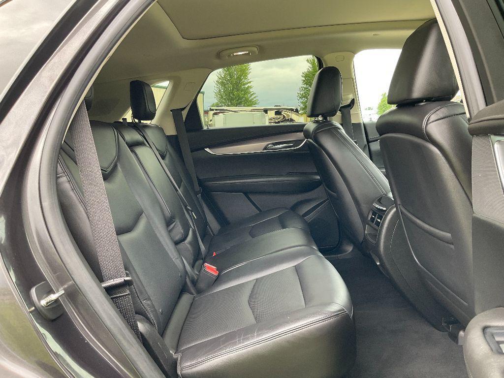 used 2017 Cadillac XT5 car, priced at $18,500