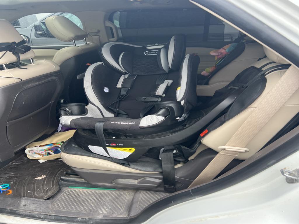 used 2020 Ford Explorer car