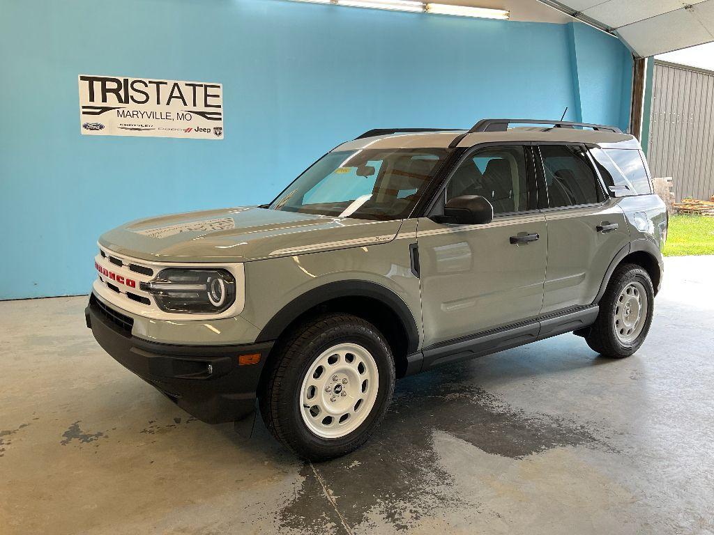 new 2024 Ford Bronco Sport car, priced at $32,000