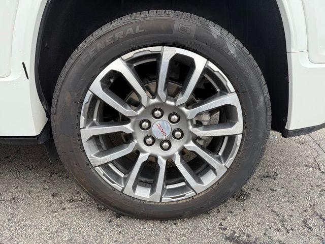 used 2023 GMC Acadia car, priced at $36,200