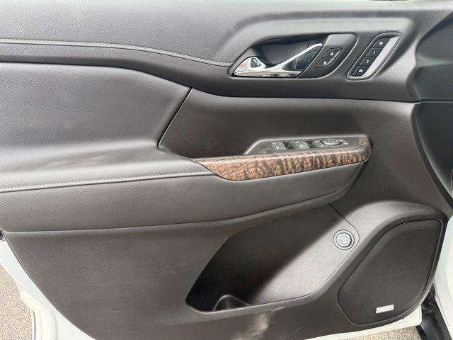 used 2023 GMC Acadia car, priced at $36,200