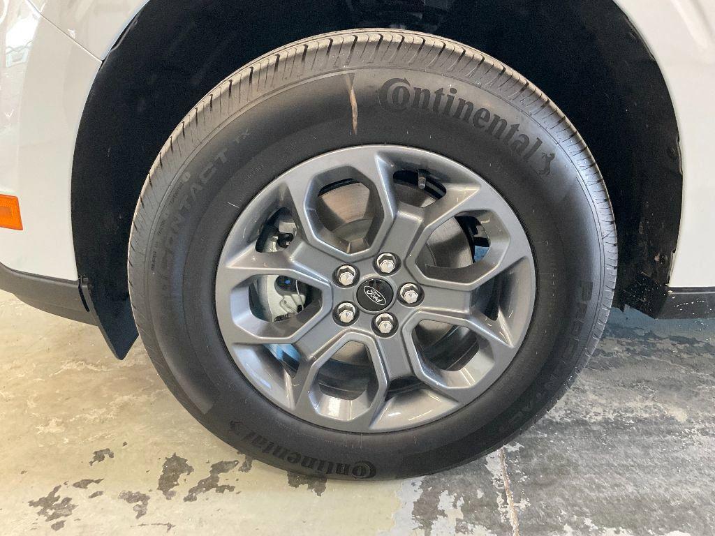 new 2025 Ford Maverick car, priced at $33,535