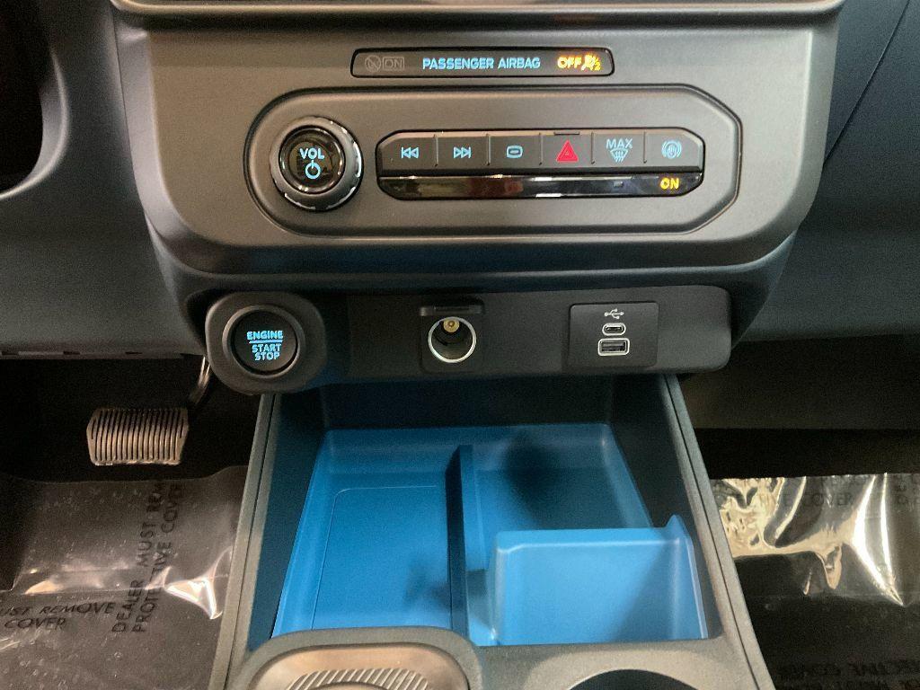 new 2025 Ford Maverick car, priced at $33,535