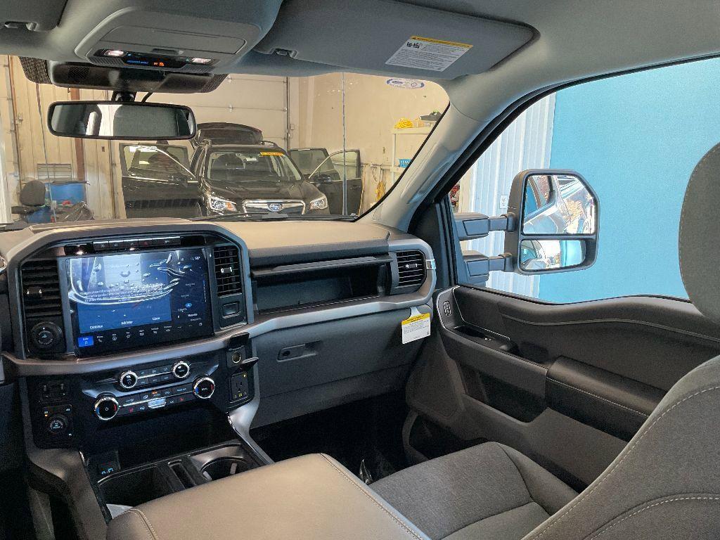 new 2024 Ford F-150 car, priced at $62,290
