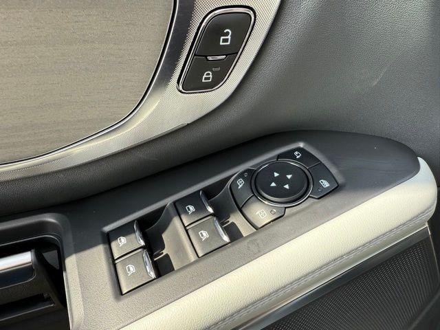 new 2025 Ford Expedition Max car