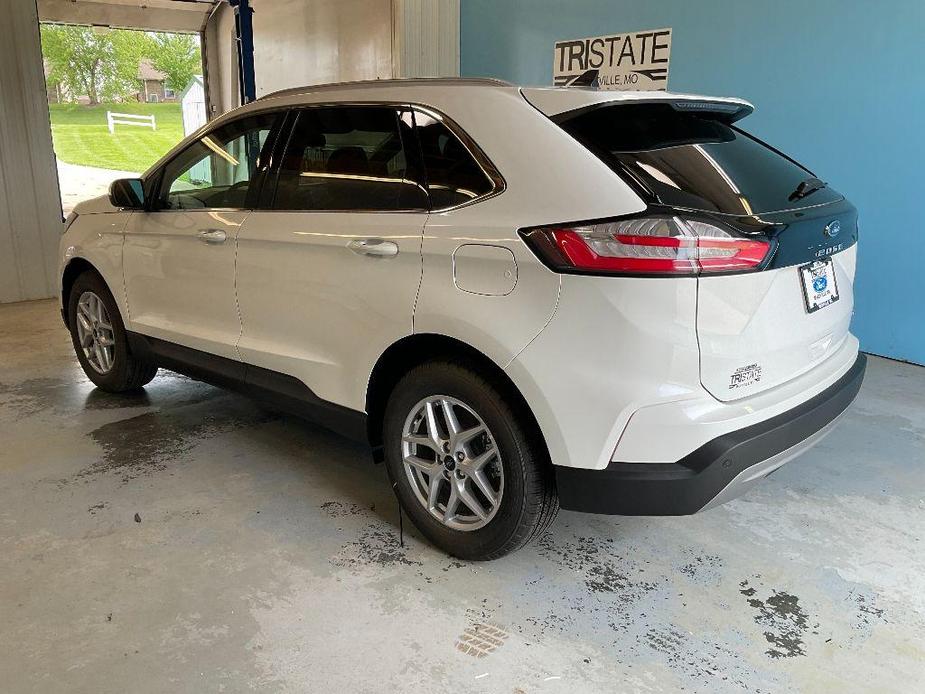 new 2024 Ford Edge car, priced at $40,975