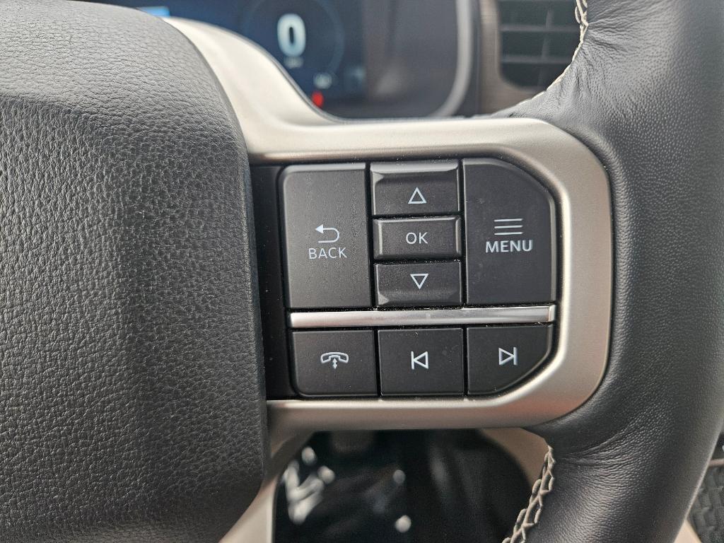used 2023 Ford Expedition car, priced at $58,900