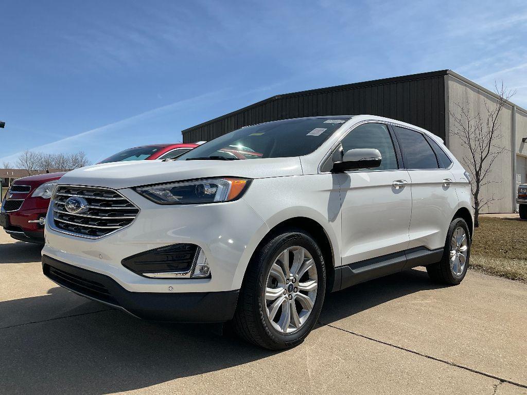 used 2022 Ford Edge car, priced at $29,900