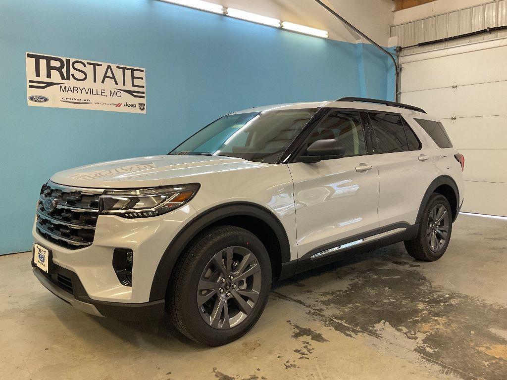 new 2025 Ford Explorer car, priced at $48,400