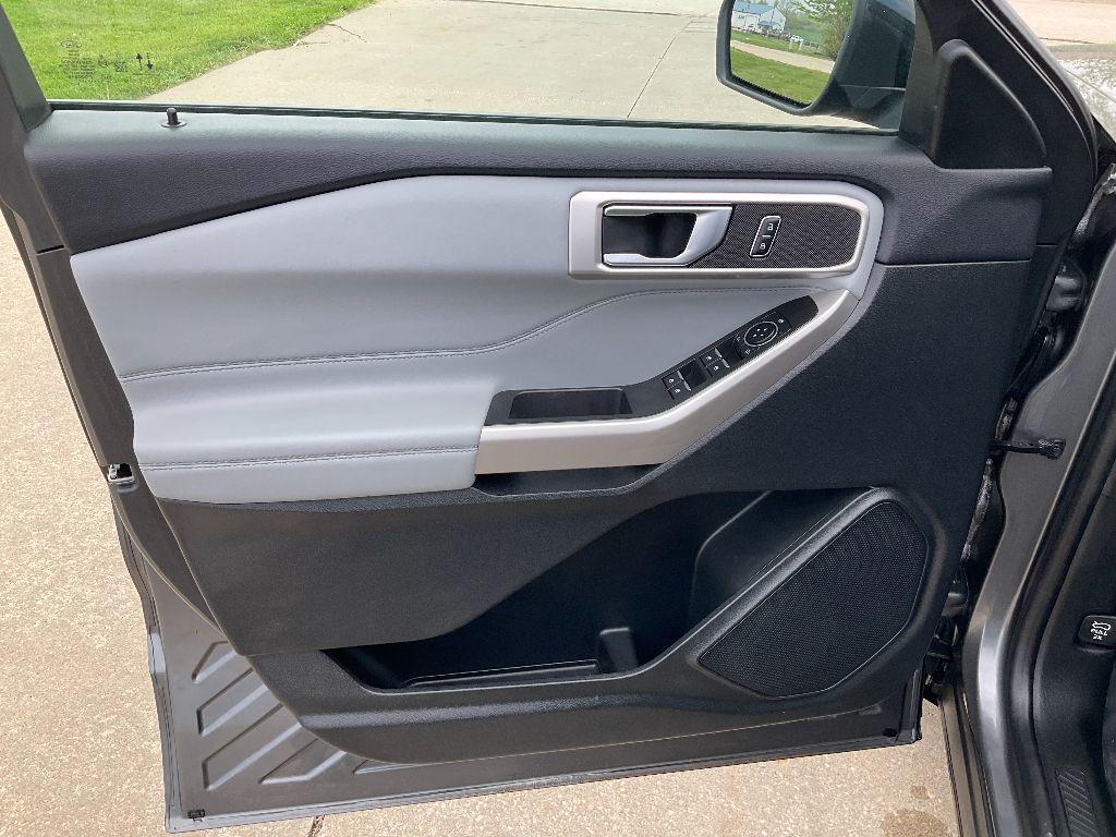 used 2023 Ford Explorer car, priced at $36,900