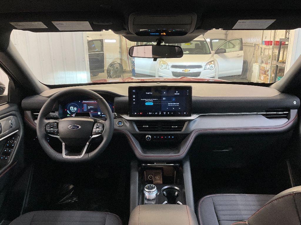 new 2025 Ford Explorer car, priced at $48,900