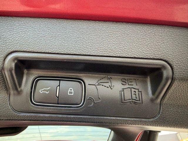 used 2022 Ford Explorer car, priced at $31,302