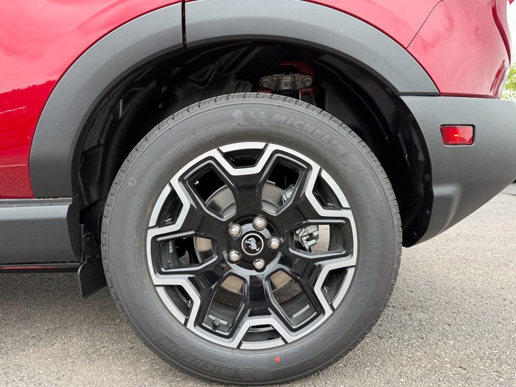 new 2025 Ford Bronco Sport car, priced at $39,180