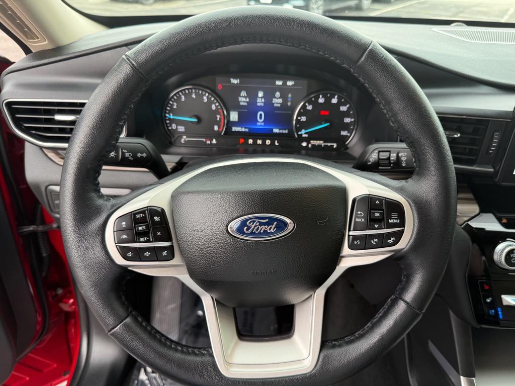 used 2022 Ford Explorer car, priced at $39,900