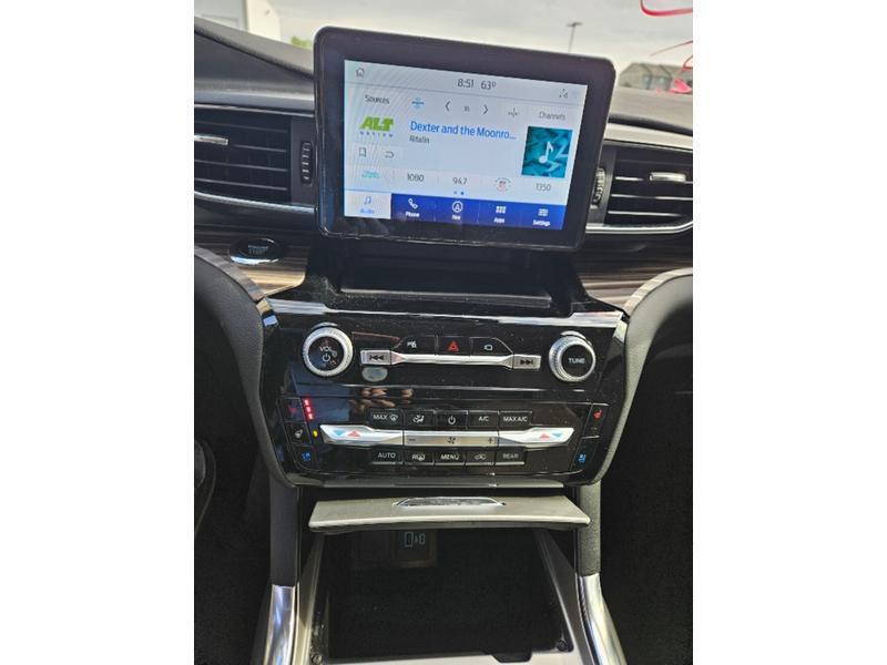 used 2022 Ford Explorer car, priced at $39,900