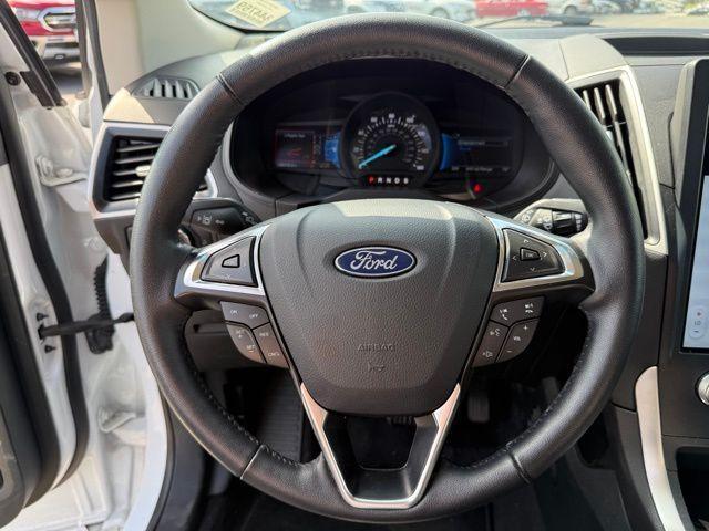 used 2024 Ford Edge car, priced at $27,900