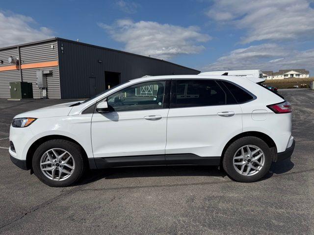 used 2024 Ford Edge car, priced at $27,900