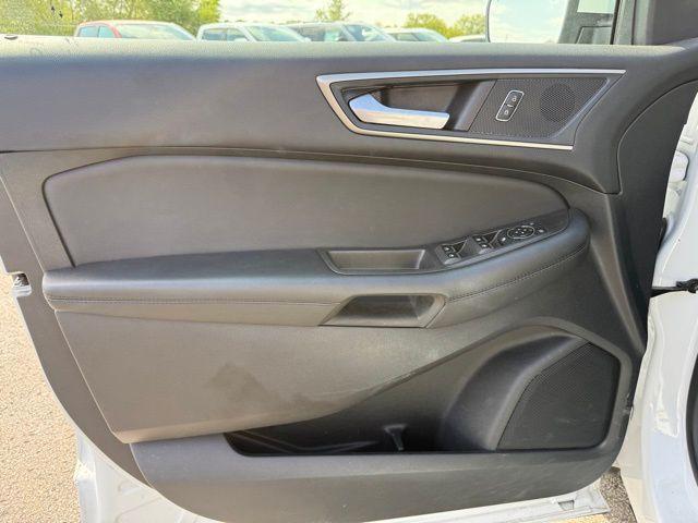 used 2024 Ford Edge car, priced at $27,900