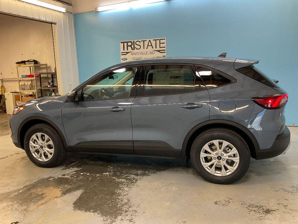 new 2025 Ford Escape car, priced at $32,880