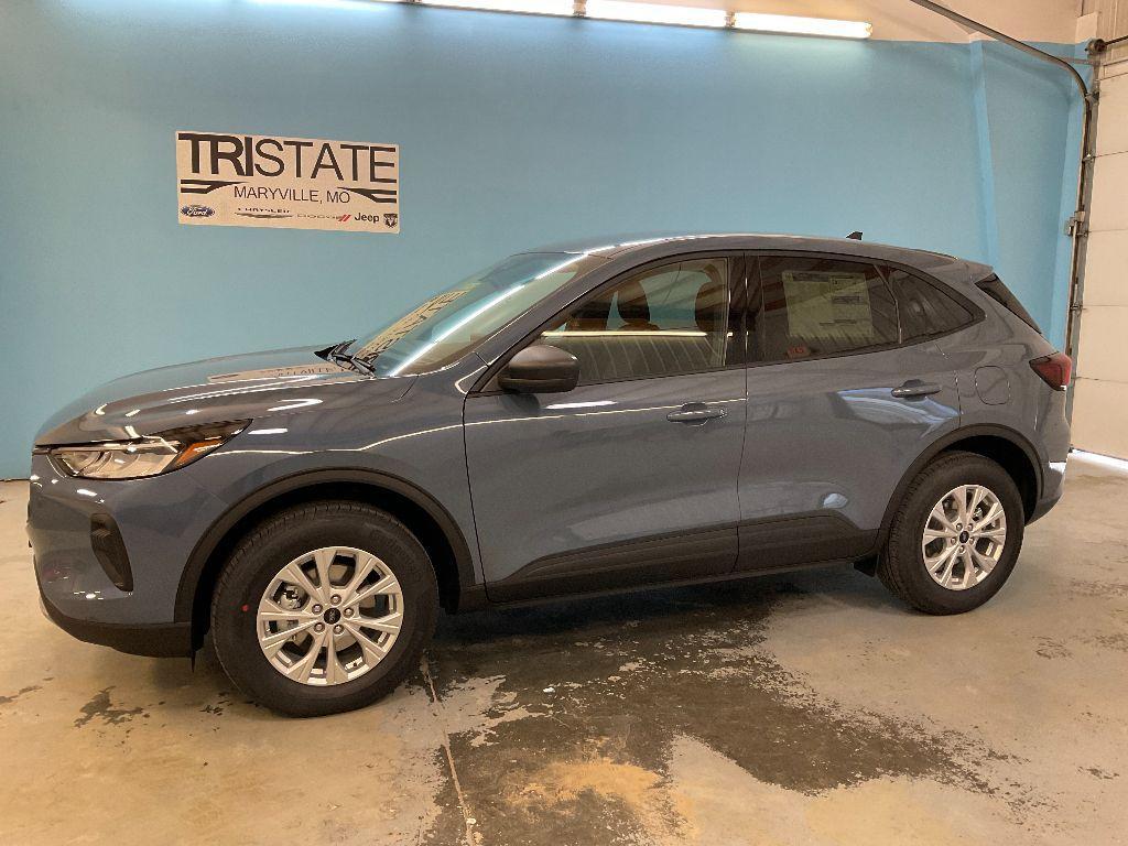 new 2025 Ford Escape car, priced at $32,880