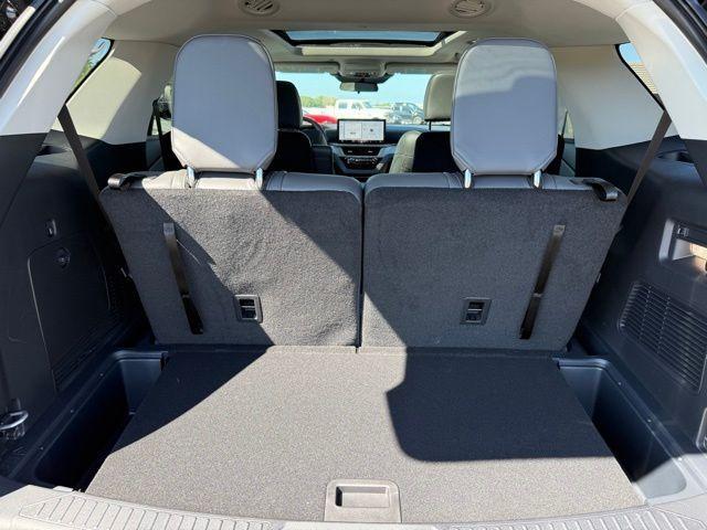 new 2025 Ford Explorer car