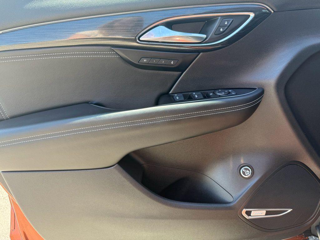 used 2022 Buick Envision car, priced at $29,000