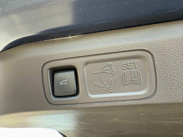 used 2022 Lincoln Navigator L car, priced at $48,350