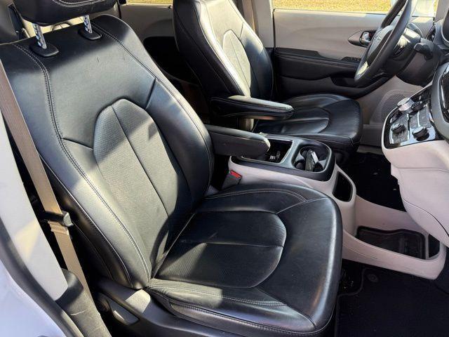 used 2022 Chrysler Pacifica car, priced at $22,924