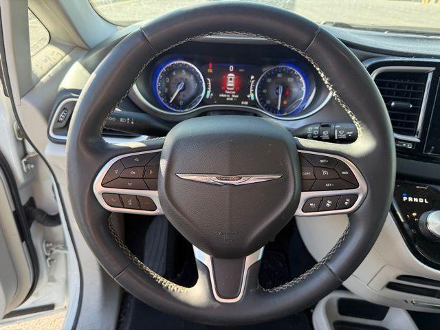 used 2022 Chrysler Pacifica car, priced at $22,924