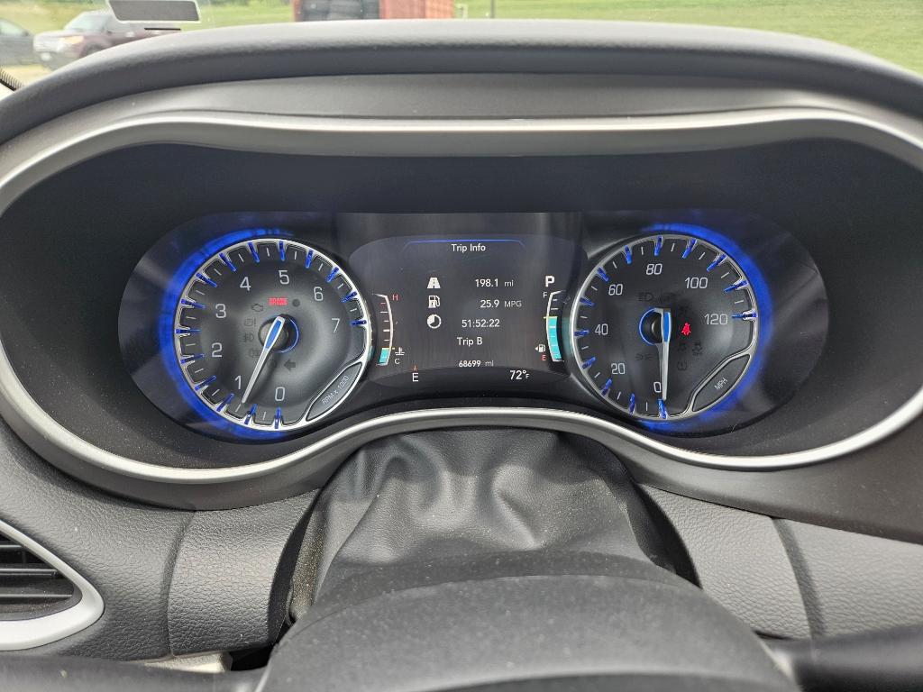 used 2022 Chrysler Pacifica car, priced at $23,600