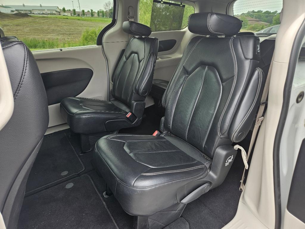 used 2022 Chrysler Pacifica car, priced at $23,600