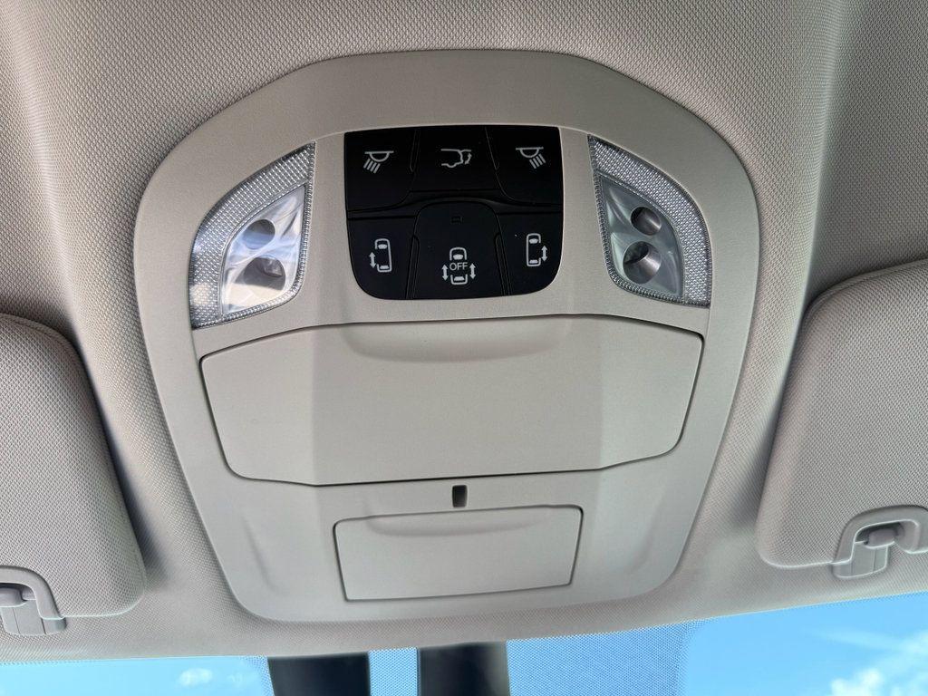 used 2022 Chrysler Pacifica car, priced at $23,600