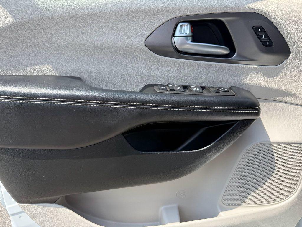 used 2022 Chrysler Pacifica car, priced at $23,600