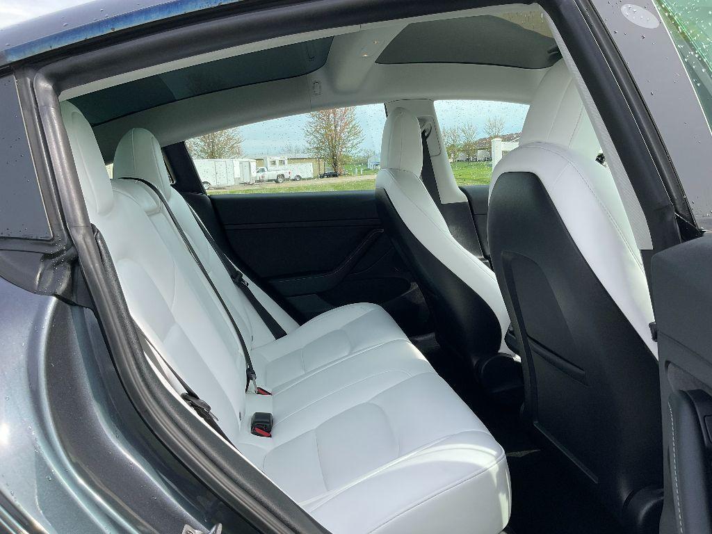 used 2022 Tesla Model 3 car, priced at $31,900