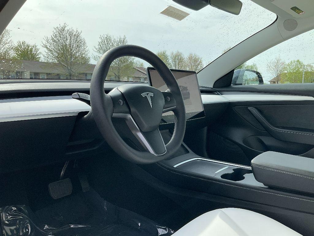 used 2022 Tesla Model 3 car, priced at $31,900