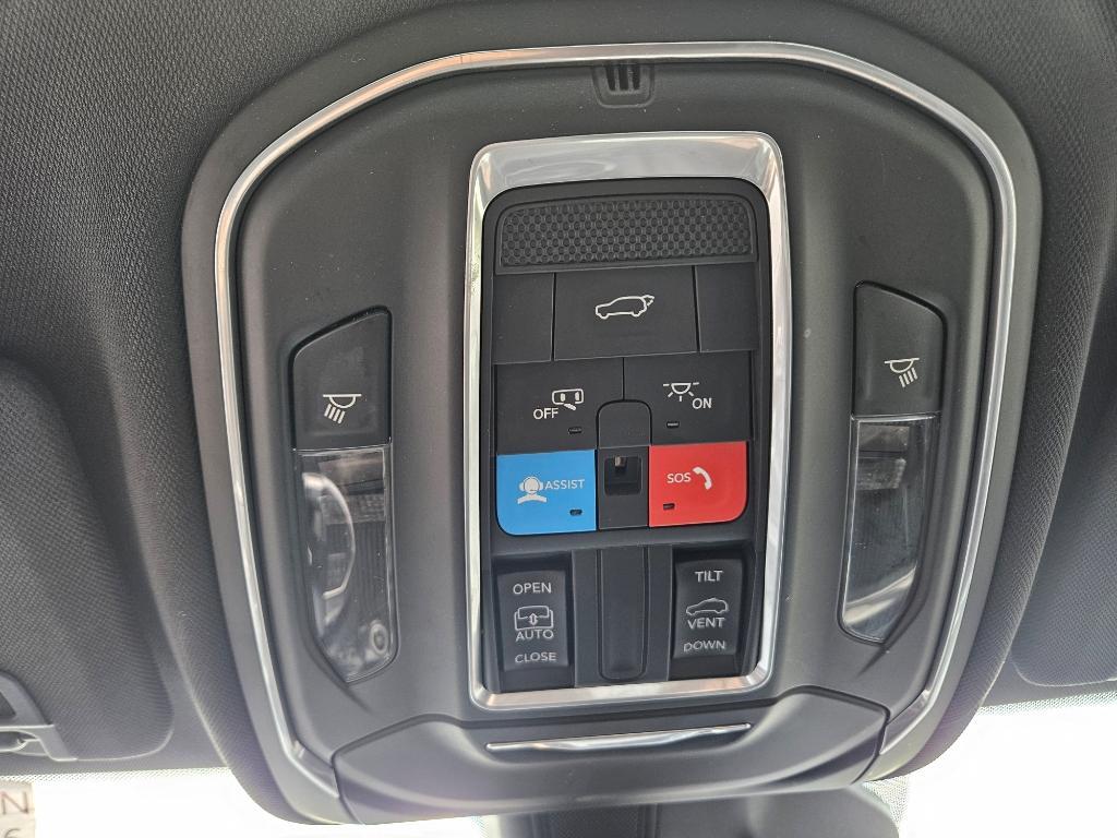 used 2021 Jeep Grand Cherokee L car, priced at $29,400