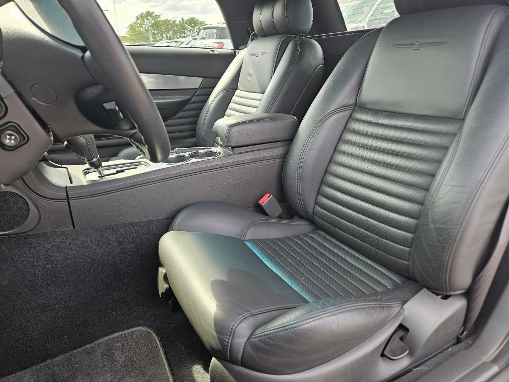 used 2002 Ford Thunderbird car, priced at $26,900