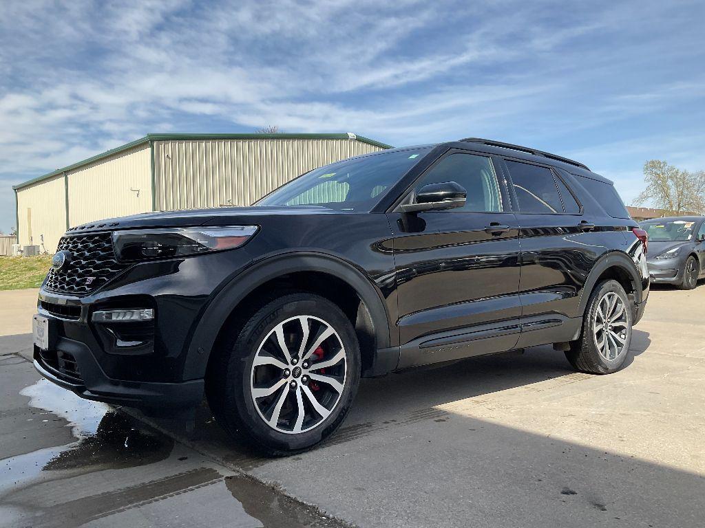 used 2022 Ford Explorer car, priced at $38,900