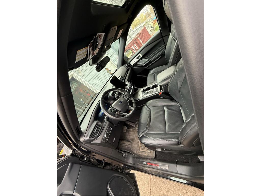 used 2022 Ford Explorer car, priced at $38,900