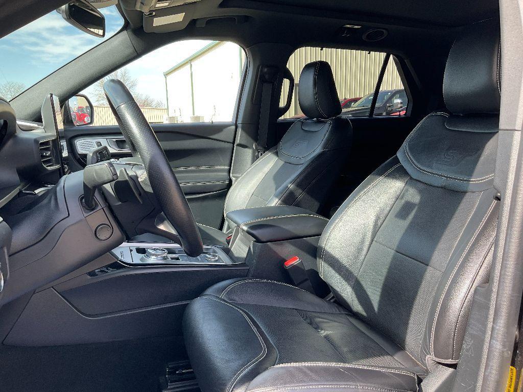 used 2022 Ford Explorer car, priced at $38,900
