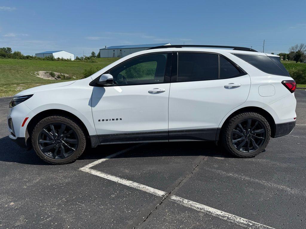 used 2023 Chevrolet Equinox car