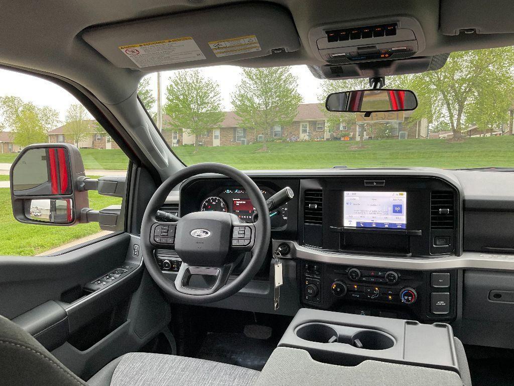 new 2025 Ford F-350 car, priced at $61,835