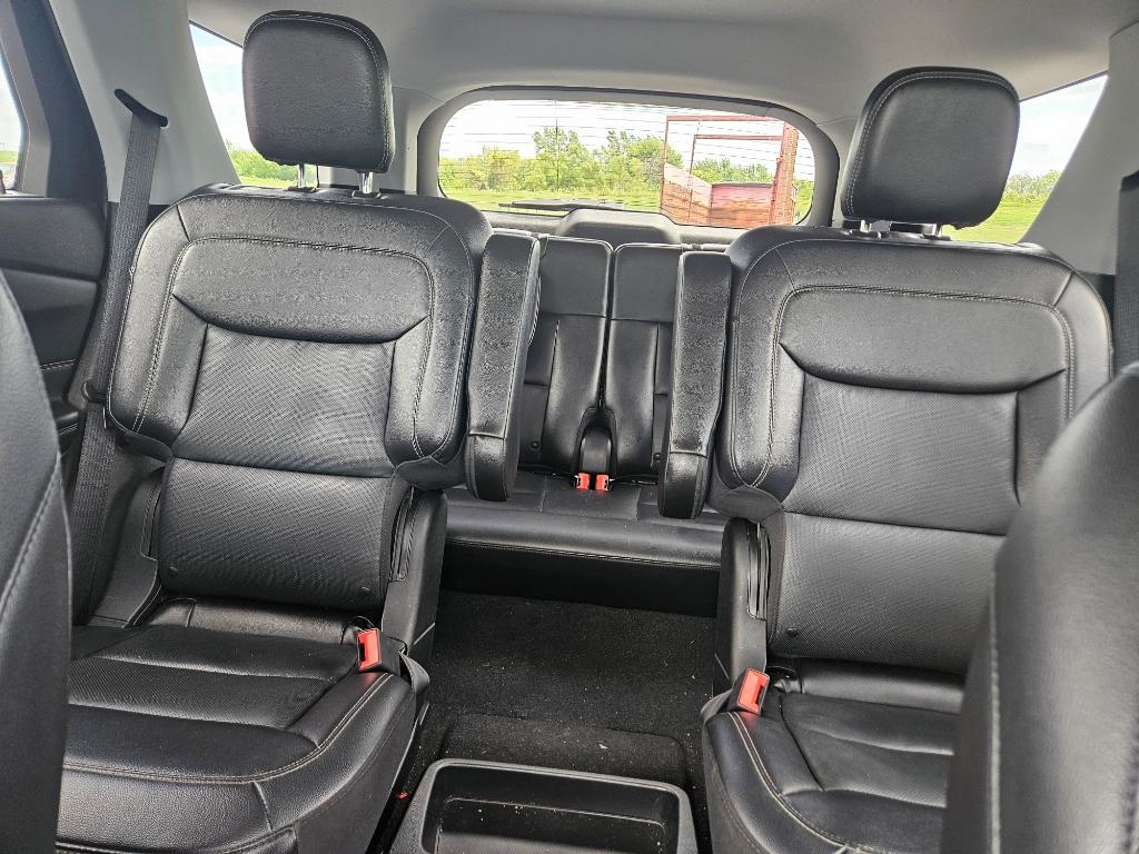 used 2021 Ford Explorer car, priced at $25,900